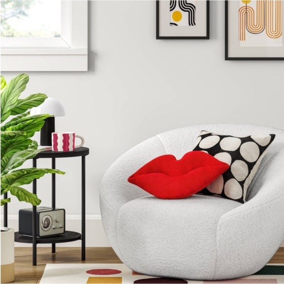 Red Lips Shaped Plush Pillow Room Essentials New - Picture 6 of 7